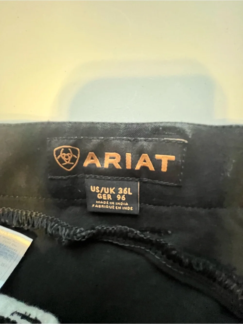 Men's Ariat jeans waist 36 inseam 27